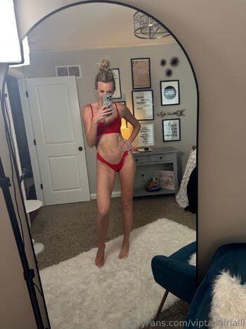 Alli Skye / tallgirlalli / tallgirlalli10 nude photo #36