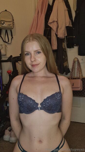 Tally Gre / tallygreyxo nude photo #5