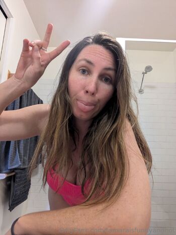 Ta / tamaraisfunnyandhot nude photo #7