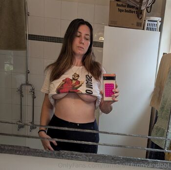 Ta / tamaraisfunnyandhot nude photo #8