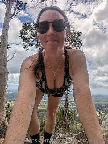 Ta / tamaraisfunnyandhot nude photo #14