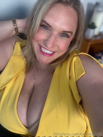 T / tamster888 nude photo #5