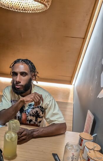 King DreDa / tanksnlove nude photo #3