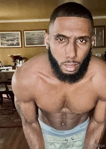 King DreDa / tanksnlove nude photo #15