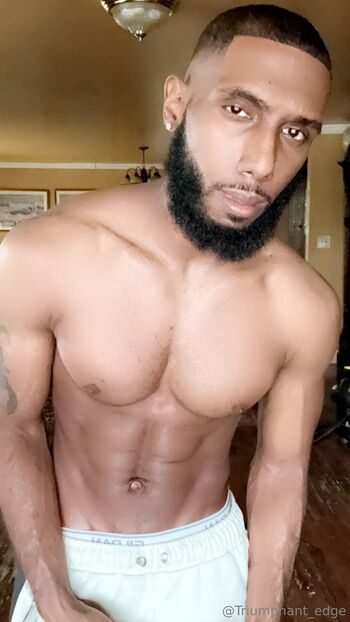 King DreDa / tanksnlove nude photo #18