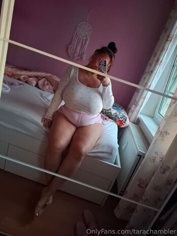 Tara Chamble / tarachambler nude photo #28