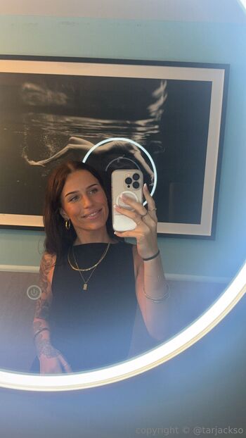 Tara / taragracex nude photo #9