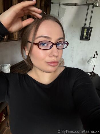 ﾟ ᴄᴜʀᴠʏ ᴛᴀꜱʜᴀ ﾟ / tasha.xx nude photo #9