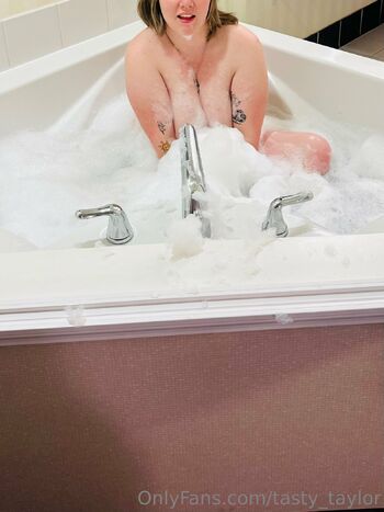 Taylor Davidso / tasty_taylor nude photo #24