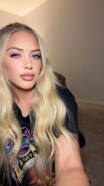 tatum / tatumsloan nude photo #29