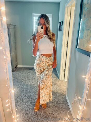 Tay / tay_noelfree / taynoel / taynoell nude photo #15