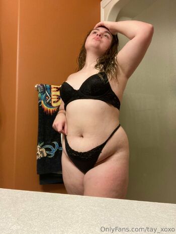 Ta / tay_xoxo nude photo #10