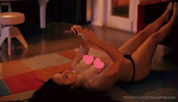 Taylafreexox / taylafreexoxo nude photo #29