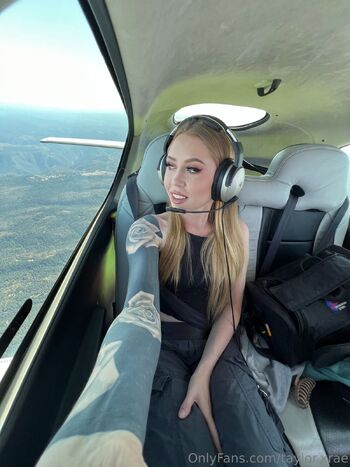 Taylor Ra / taylor.xrae nude photo #14