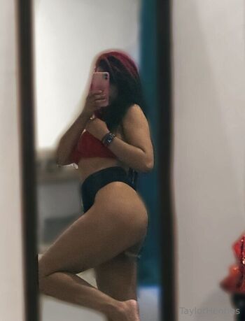 Taylor / taylorhenriesfree nude photo #7