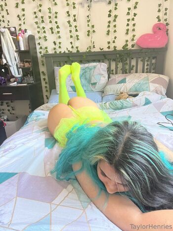 Taylor / taylorhenriesfree nude photo #14