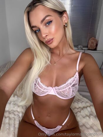 Taylor / taylormaythompson nude photo #9