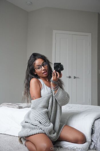 Taylor / taylorxtaylor nude photo #1