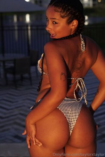 Taylor / taylorxtaylor nude photo #15