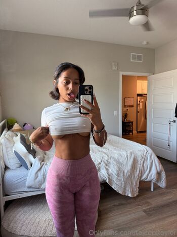 Taylor / taylorxtaylor nude photo #18