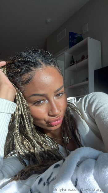 Taylor / taylorxtaylor nude photo #19