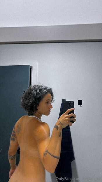 Ta / taytate12 nude photo #9