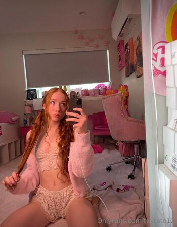 Ta / taytate12 nude photo #33