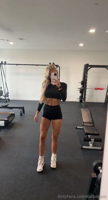 Taylor Sage / tayybabyxox nude photo #4