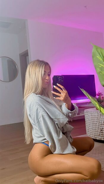 Taylor Sage / tayybabyxox nude photo #28