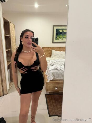 Carla The Baddi / tcarlaaof nude photo #4