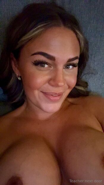 Frøken Camilla FRE / teachernextdoor69 nude photo #5