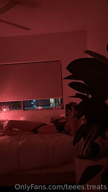 teees.treats nude photo #3