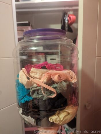 Jezebella Graves / terminally.sinful.tease nude photo #15