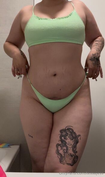 Tessa Jes / tessajess nude photo #11