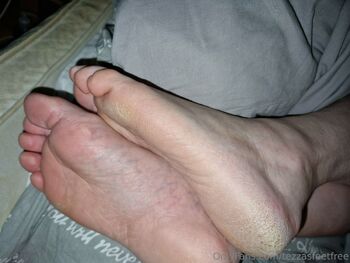 TezzaFeetGoddess Fre / tezzasfeetfree nude photo #16