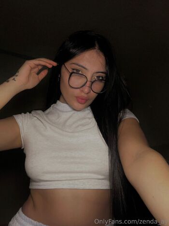 Thaly / tha_ly nude photo #3