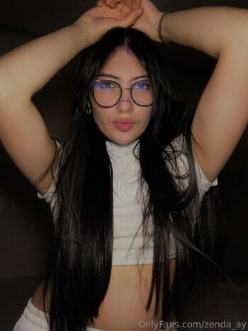 Thaly / tha_ly nude photo #6