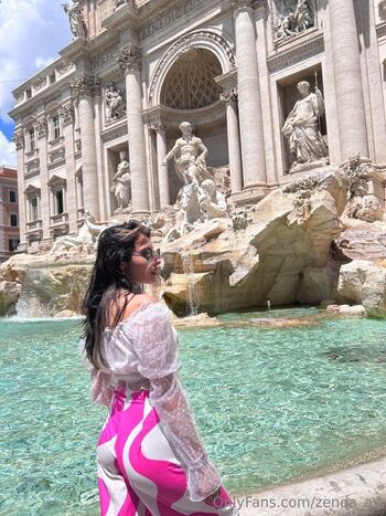 Thaly / tha_ly nude photo #18