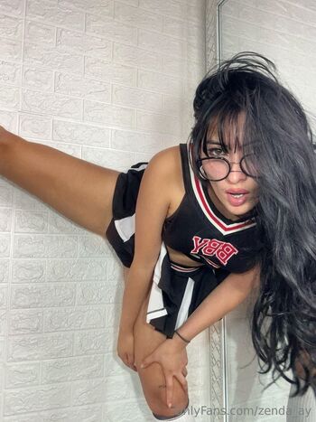 Thaly / tha_ly nude photo #35