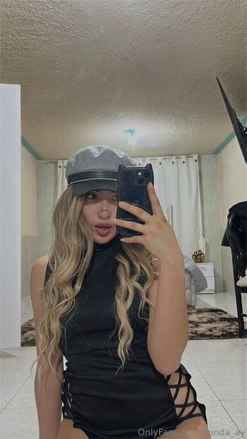 Thaly / tha_ly nude photo #37