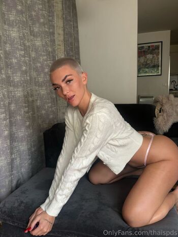 Thais Perreira / thaispds / thaiisxoxo nude photo #9