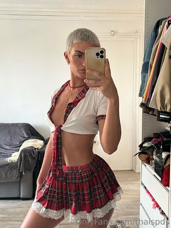 Thais Perreira / thaispds / thaiisxoxo nude photo #15