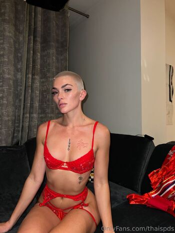 Thais Perreira / thaispds / thaiisxoxo nude photo #31