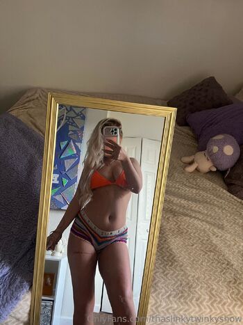 Brittany / thaslinkytwinkyshow nude photo #18