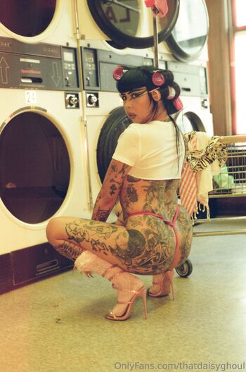 Jacquelin / thatdaisyghoul / daisyxox nude photo #7