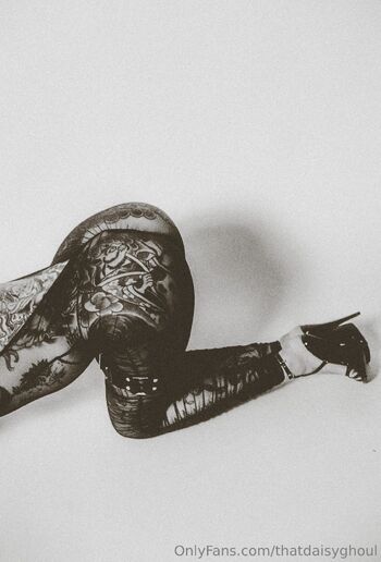 Jacquelin / thatdaisyghoul / daisyxox nude photo #25