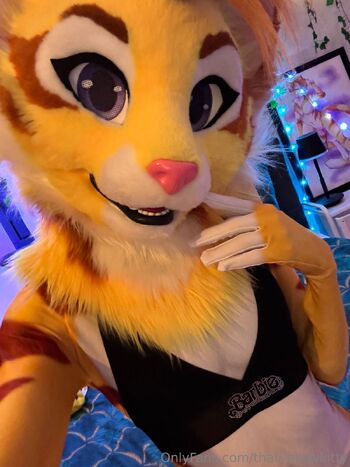 Kitty / thatyellowkitty / kittyd_uk nude photo #11