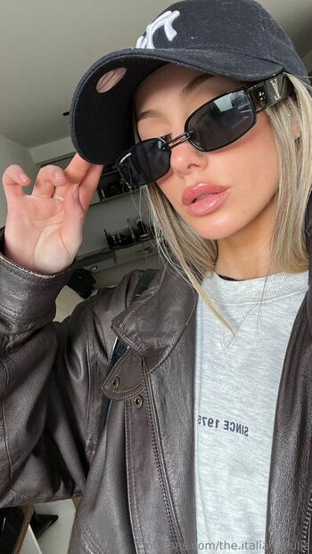 GiuliaBabe / the.italian.giulia nude photo #5