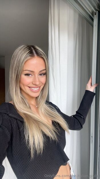 GiuliaBabe / the.italian.giulia nude photo #15