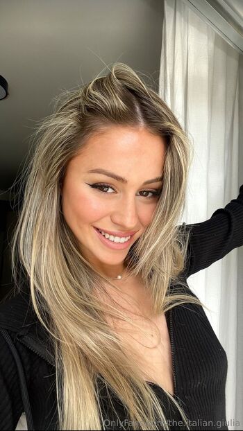 GiuliaBabe / the.italian.giulia nude photo #16